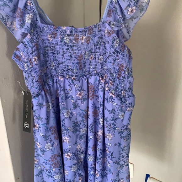 Dress - Picture 5 of 8